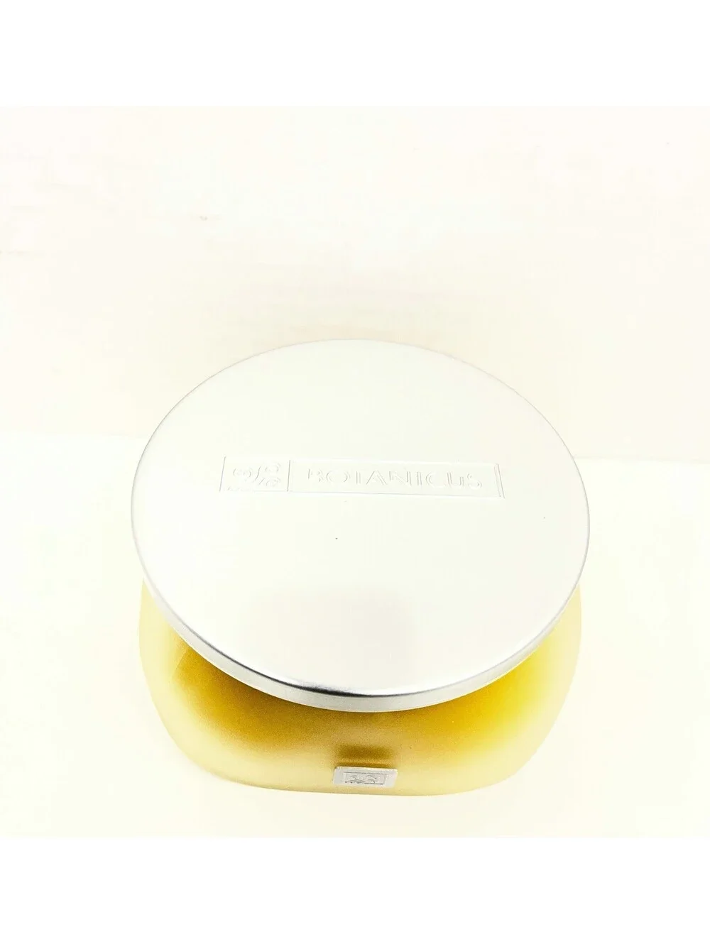 NEW Rare Botanicus Green Tea Scented Candle in Frosted Glass Jar 1 Wick